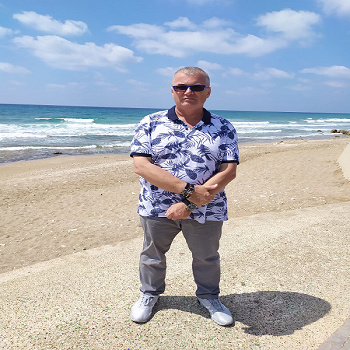 Писатель Владимир Гораль