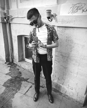 Режиссёр, сценарист. Артур Саракаев