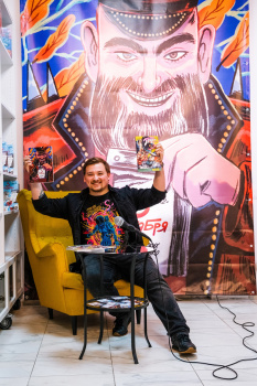 Сценарист, Писатель, Комиксист Vladislav Maximenko