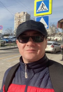 Сценарист Evgeny Pustovit