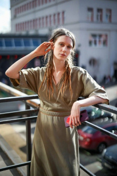 Сценарист Vive Staisha