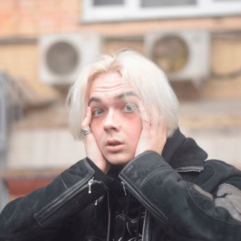 Сценарист Johan Mikhalinov